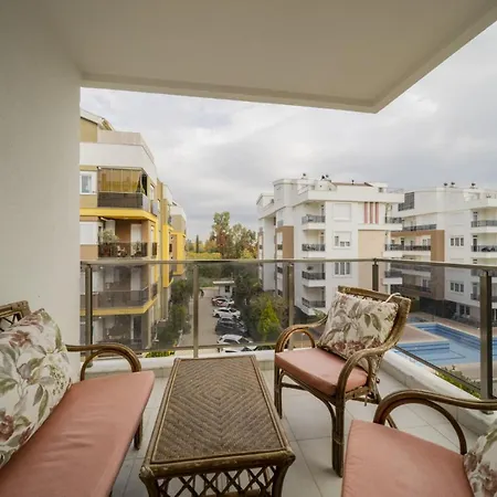 Cozy Flat In Konyaalti Antalya